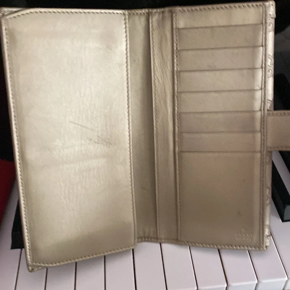 Gucci Guccissima Interlocking GG Wallet - Picture 7 of 11